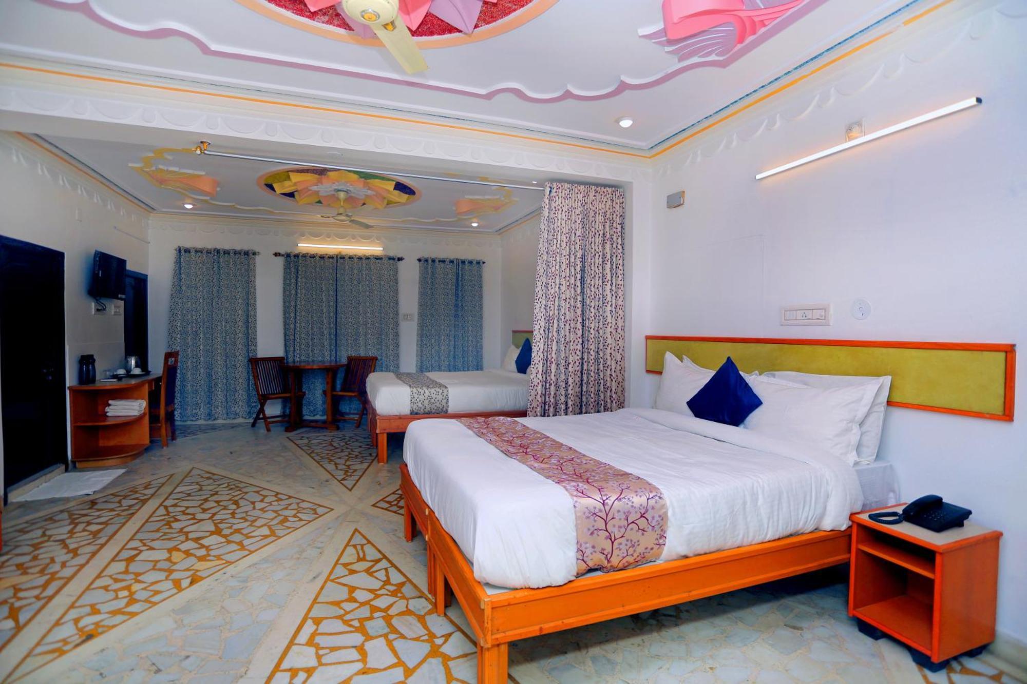 The Kesar Niwas Hotel Udaipur Kültér fotó