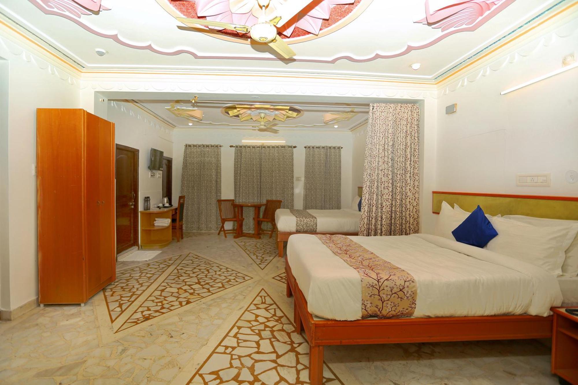 The Kesar Niwas Hotel Udaipur Kültér fotó